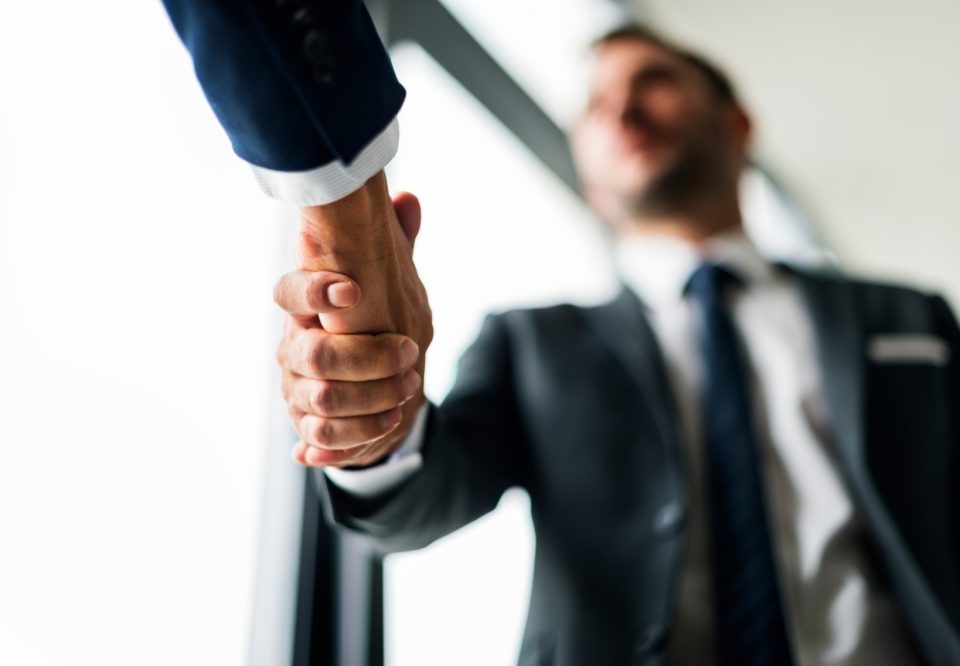 handshake-business-men-concept 1